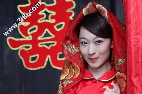 《美人三嫁》：一场关于颜值、财富与真心抉择的古代奇缘